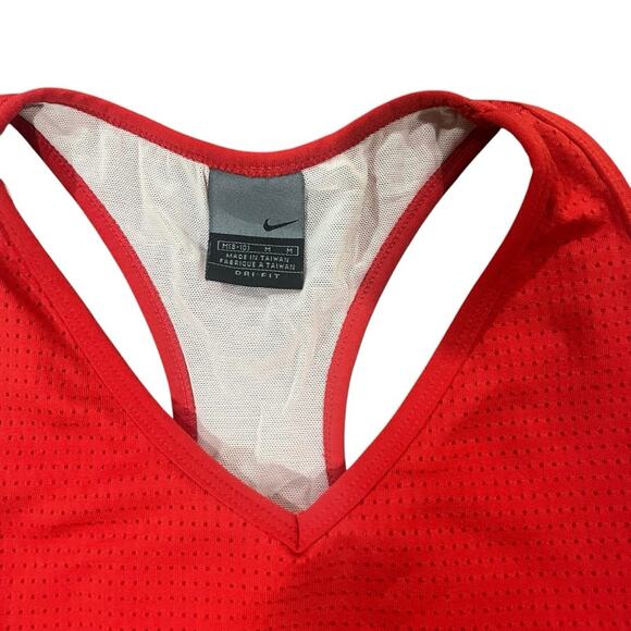 NIKE Cropped Workout Top Womens Size Medium Red V Neck Mesh Lined Athletic - Picture 4 of 8